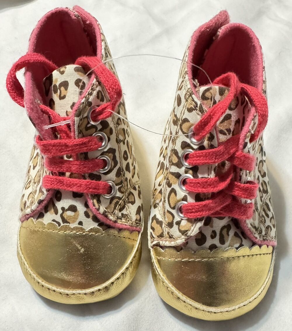 Burberry London Baby Shoes Leopard print pink shoelaces Baby Shower Gifts
